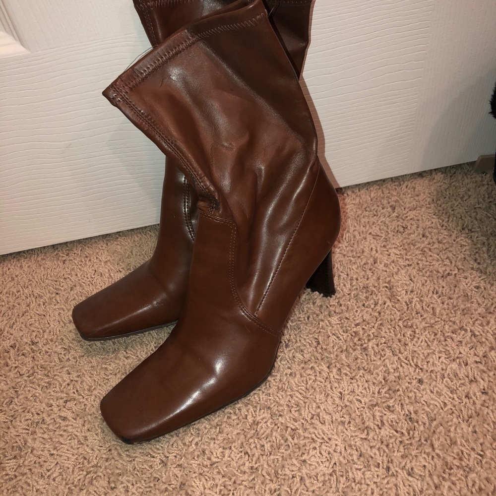 Gianni Bini stretch booties